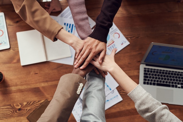 Une pratique post-formation encadrée